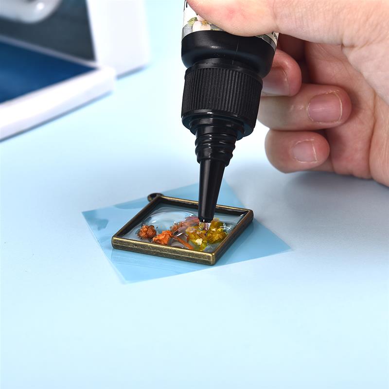 Ensemble de Colle Dure pour la - Epoxy Uv Resin Kit avis et prix