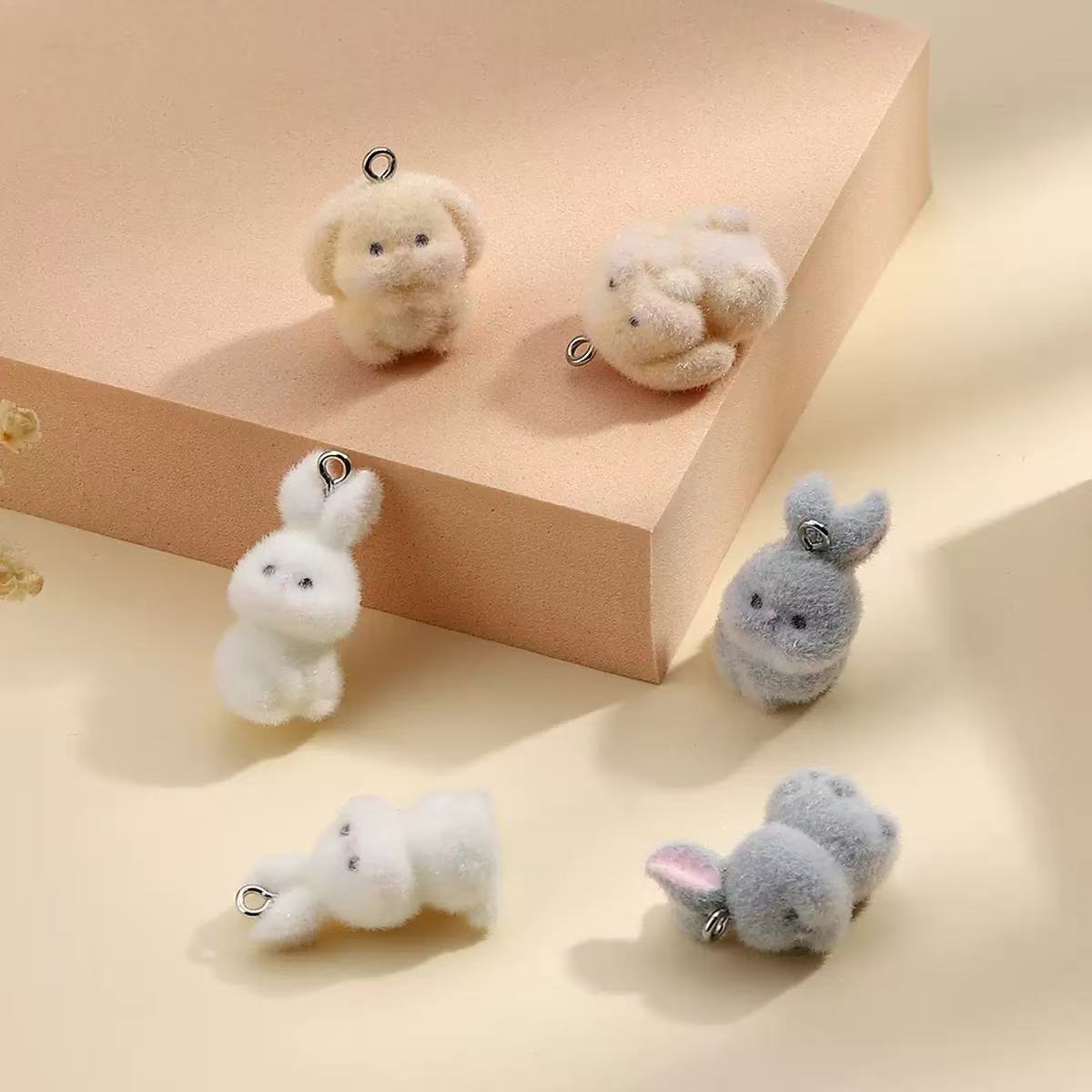 Breloques en résine petit lapi - Resin Craft Projects avis et prix